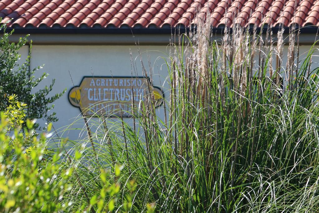 Agriturismo Gli Etruschi Популония Экстерьер фото